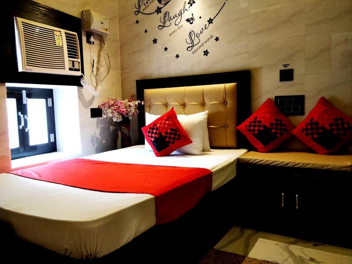 City Hotel Allāhābād Junction Buitenkant foto