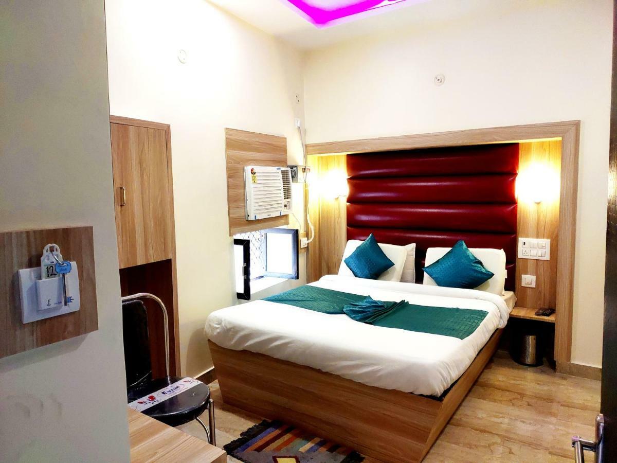 City Hotel Allāhābād Junction Buitenkant foto